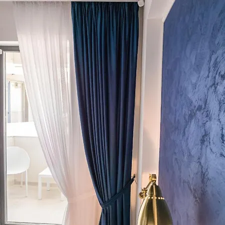 Blu Euphoria Studio *